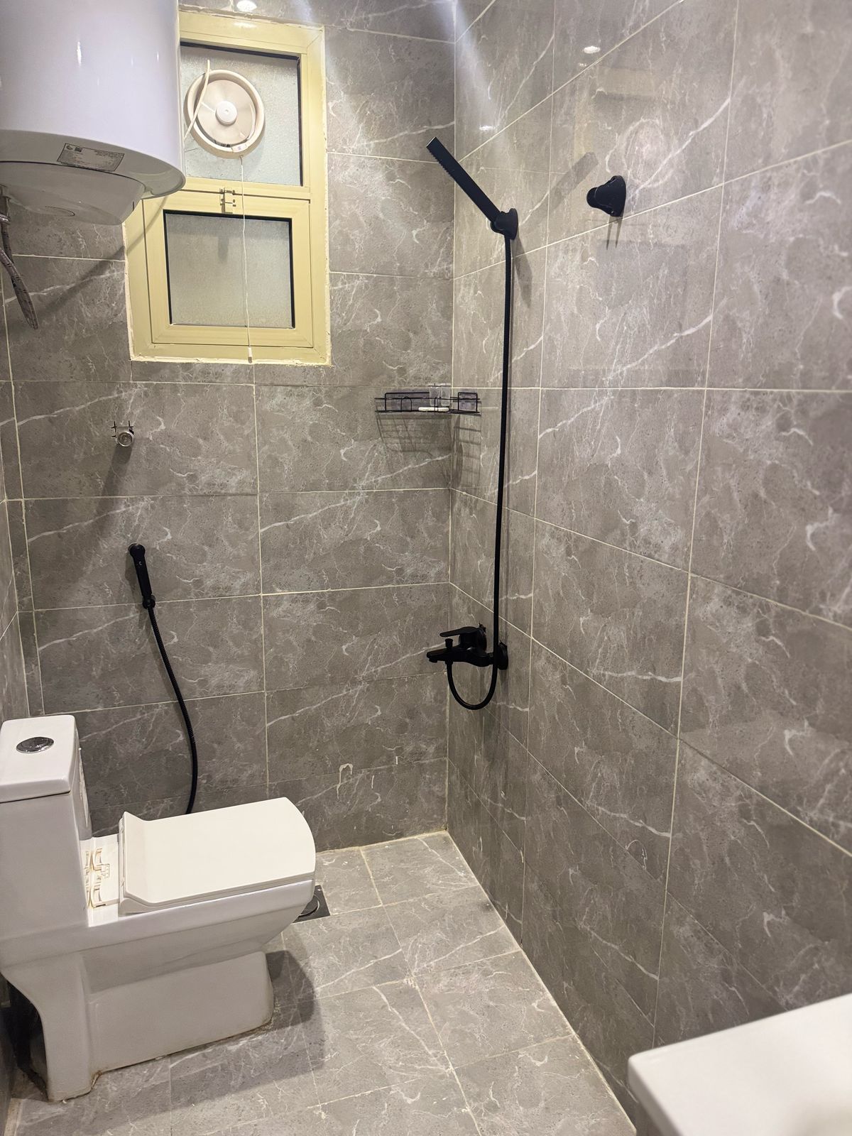 استديو مميز في حي الربيع 116