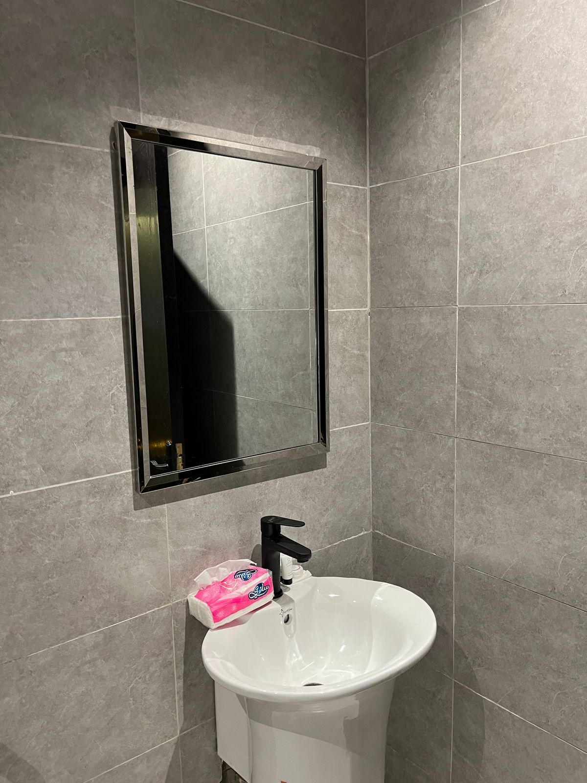 Distinctive apartment in Al-Izdihar 104