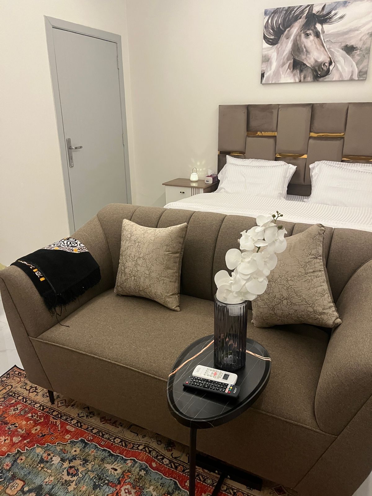 Distinctive apartment in Al Yasmeen district 107