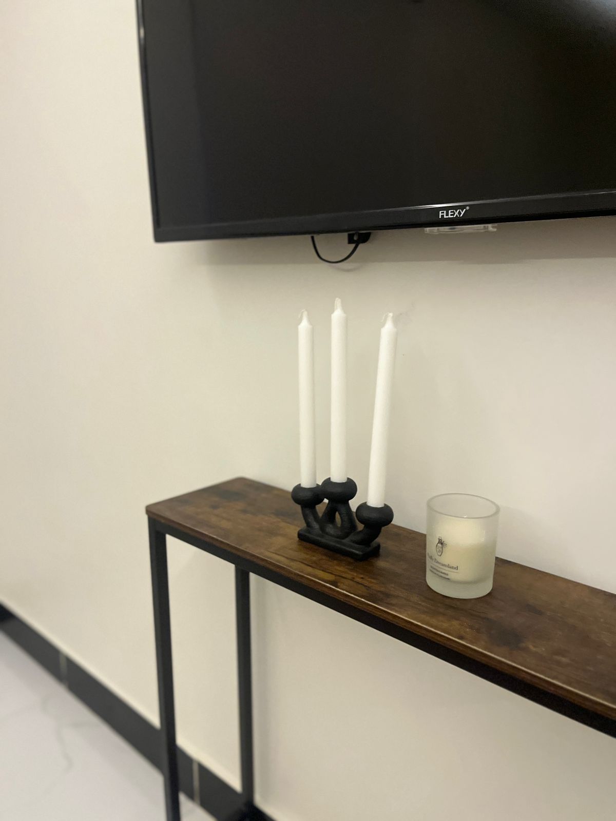 Distinctive apartment in Al Yasmeen district 107