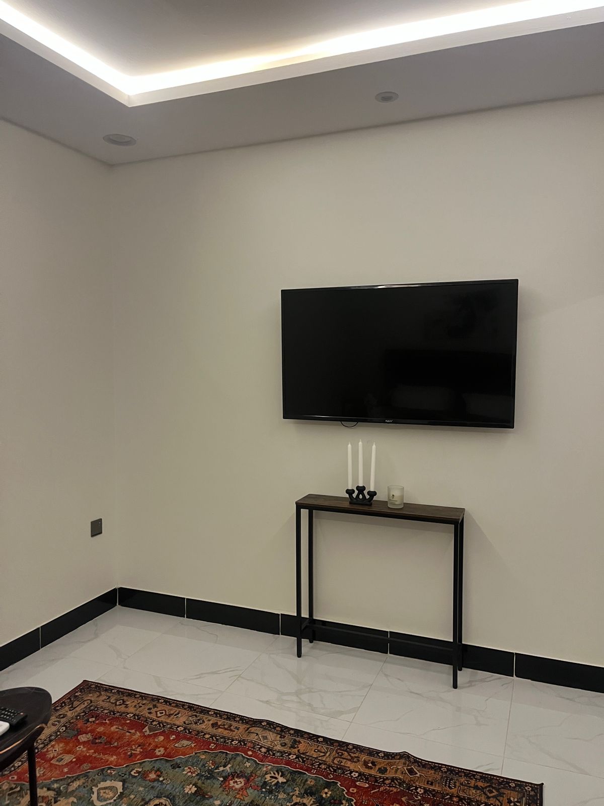 Distinctive apartment in Al Yasmeen district 107