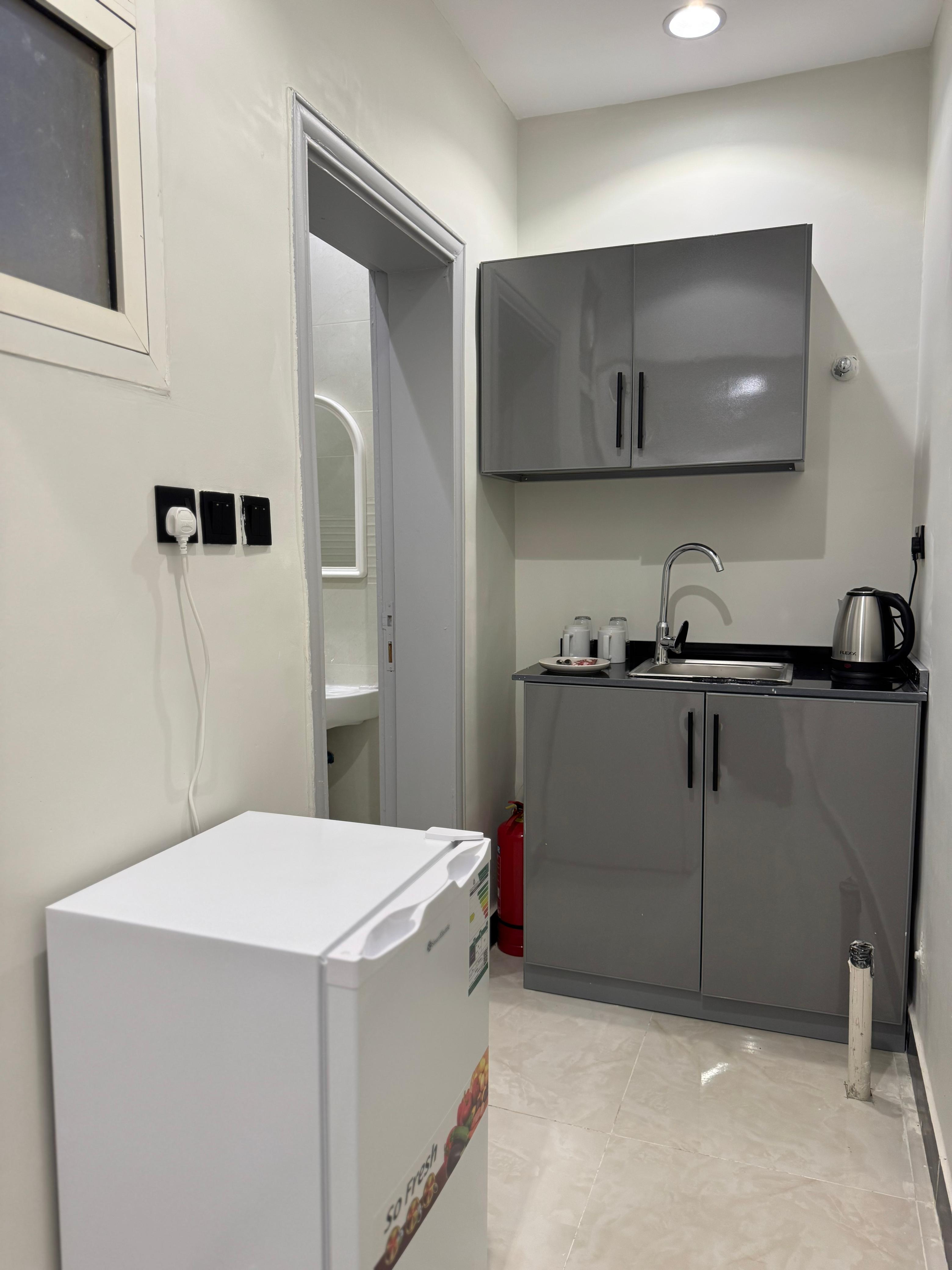 شقه بدخول ذاتي وسرير مريح في حي الوادي 109