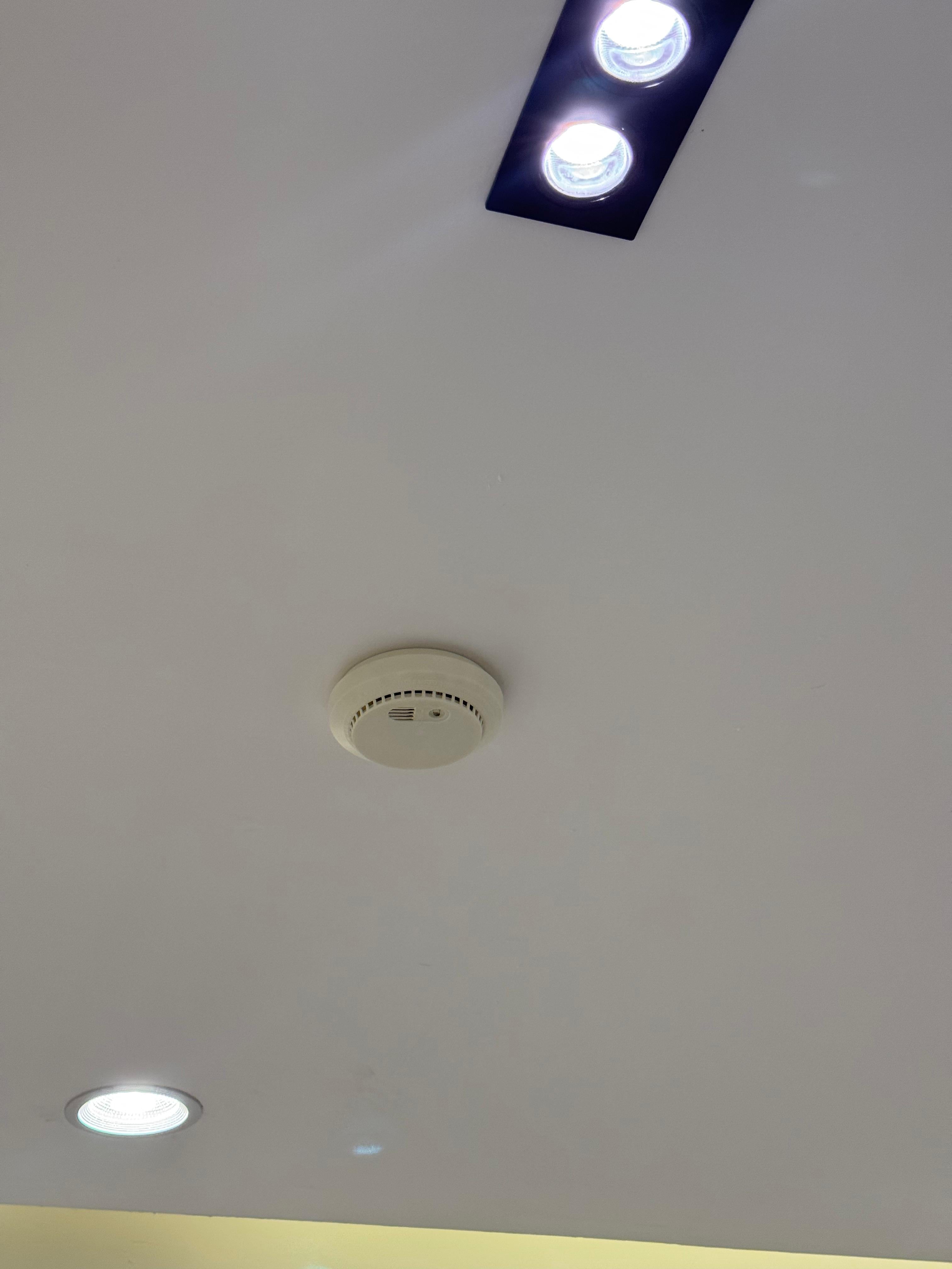 شقه بدخول ذاتي وسرير مريح في حي الوادي 109