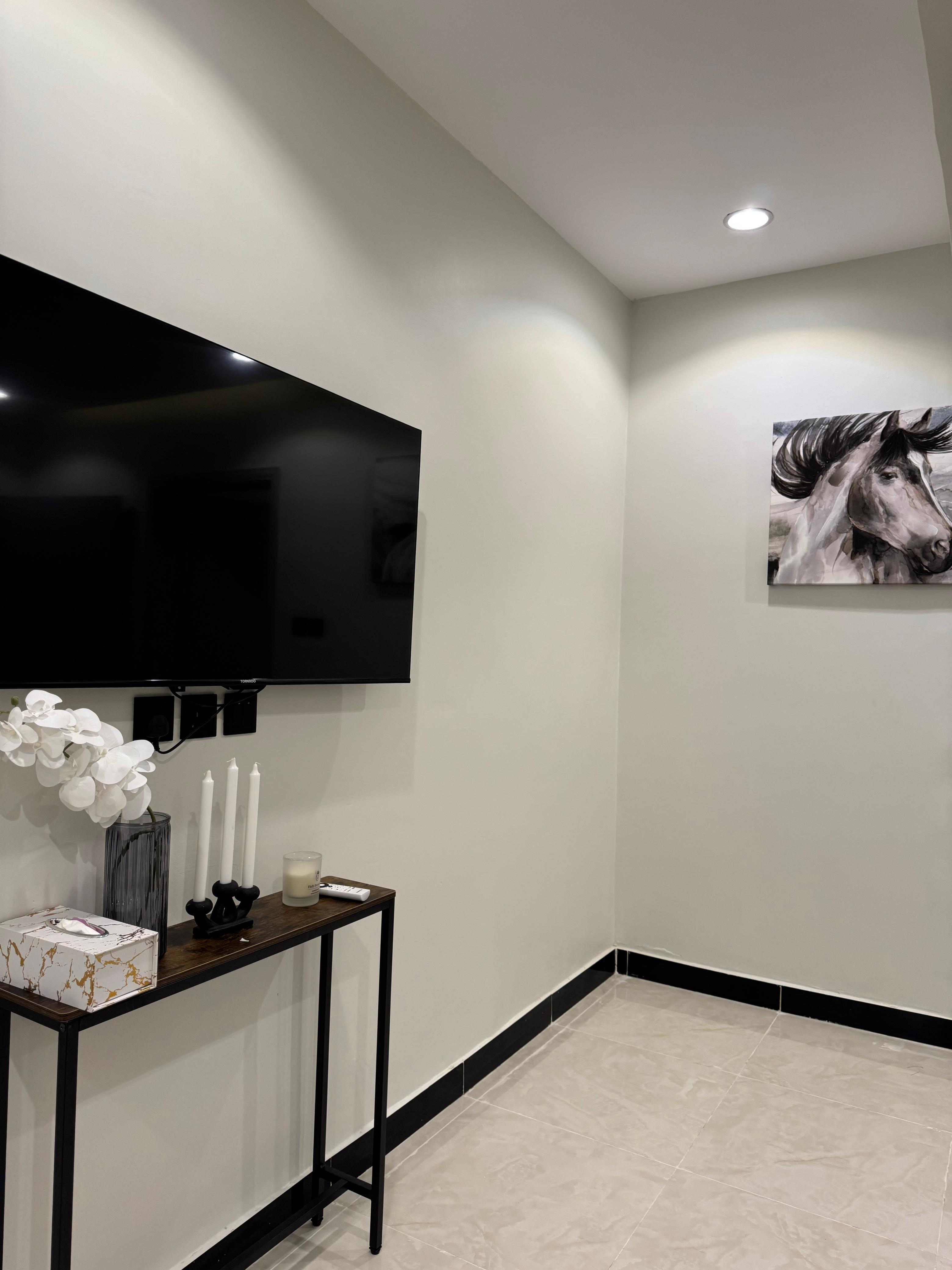 شقه بدخول ذاتي وسرير مريح في حي الوادي 109